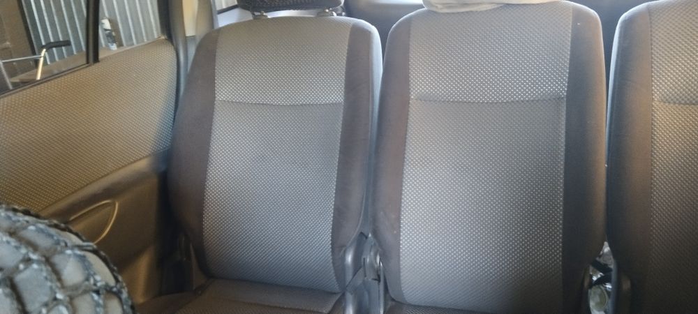 Продам машину mazda primacy