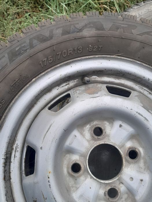 Шины с дисками на 13зимние