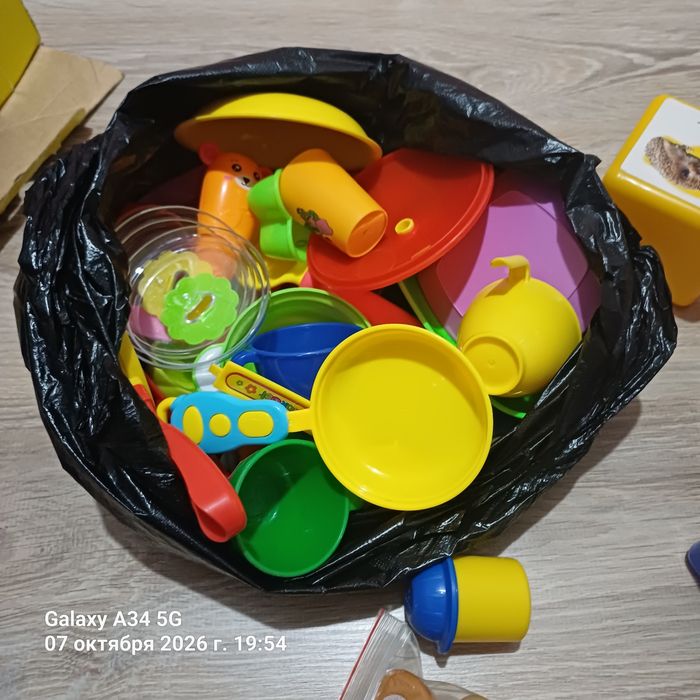 Детские игрушки даром