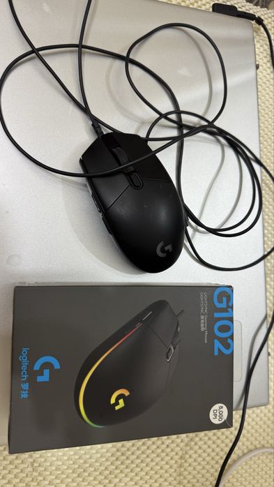 Logitech G102 LIGHTSYNC Gaming Mouse