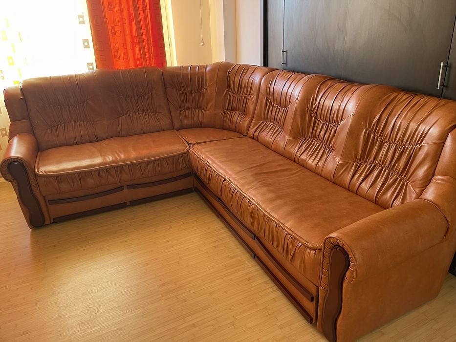 Mobilier , canapea coltar