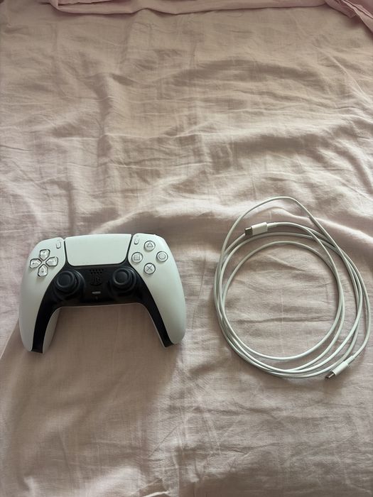 Controller Ps5 + cablu USB C