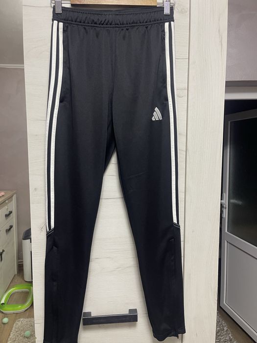 Pantaloni trening Adidas S