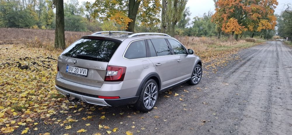 SKODA Octavia 2018 — imagine 4