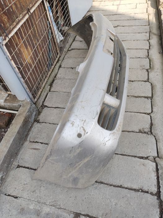 Бампер Toyota gaia