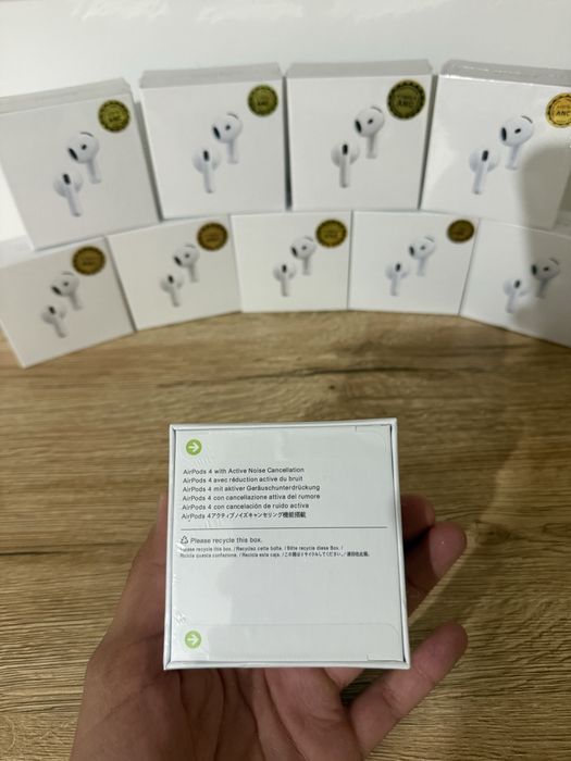 AirPods 4 – NOI, SIGILATE,