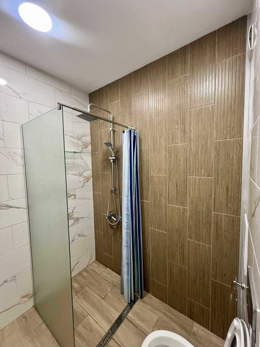 Дава се под наем Двустаен апартамент в София, Кръстова вада - 80 кв.м за 670 € - Снимка #2