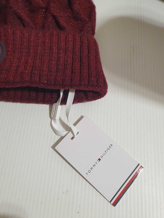 Caciula dama Tommy Hilfiger originala noua in cutie