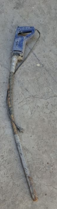 Вибиратор сотилади