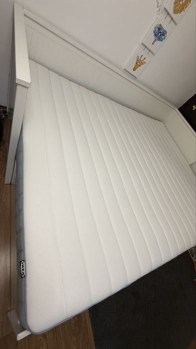 Divan IKEA Hemnes