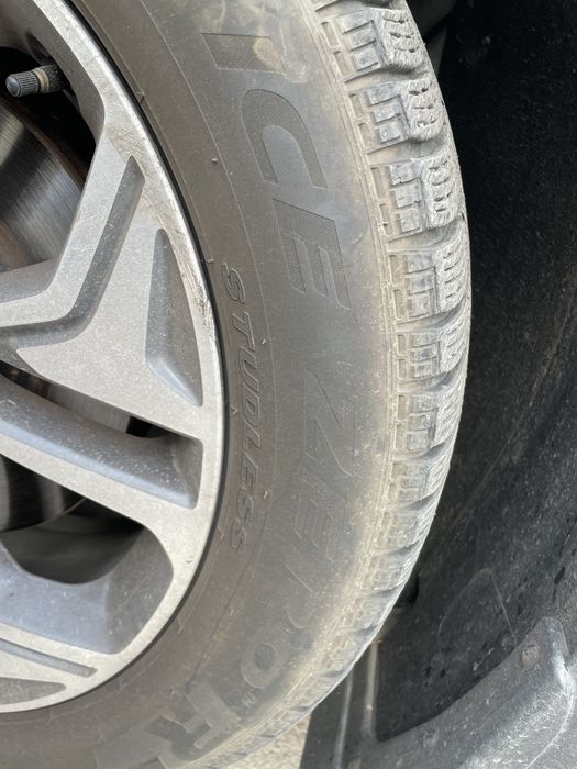 Шины Pirelli 235/55/19