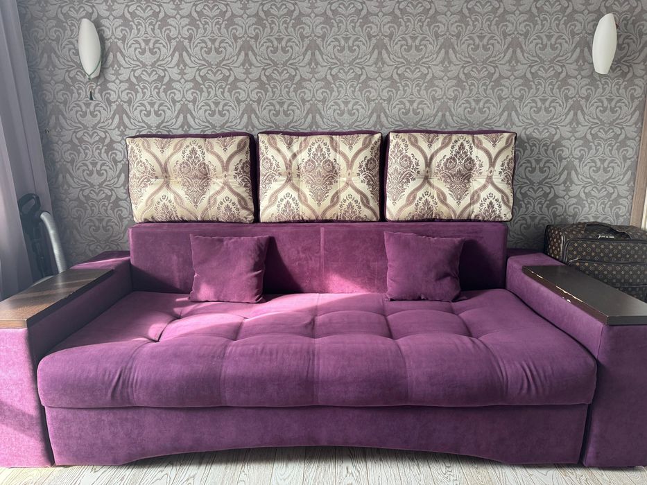 Продам диван раскладной б/у