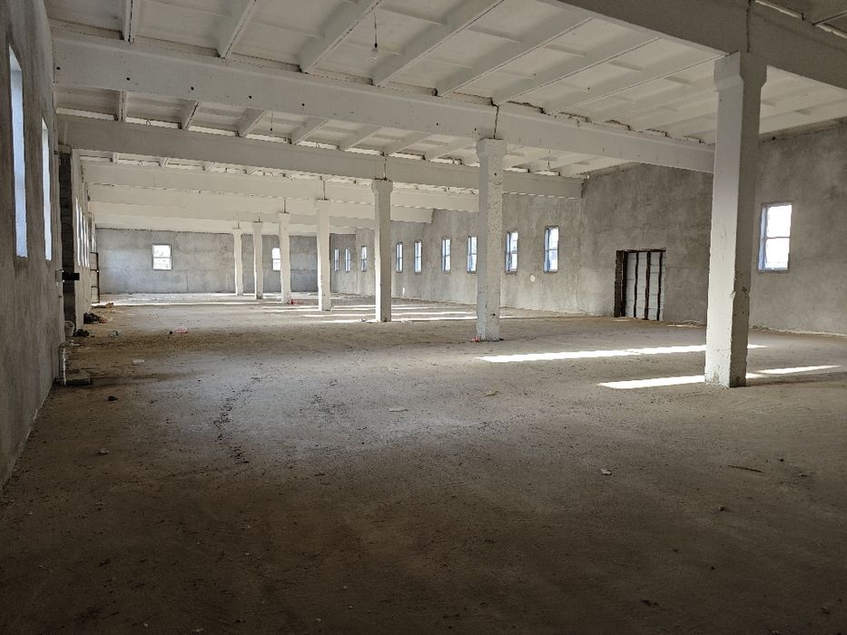 Bino sklad ombor ishlab chiqarish uchun noturar joy