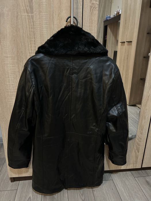 Jacheta/ geaca de piele cu blana