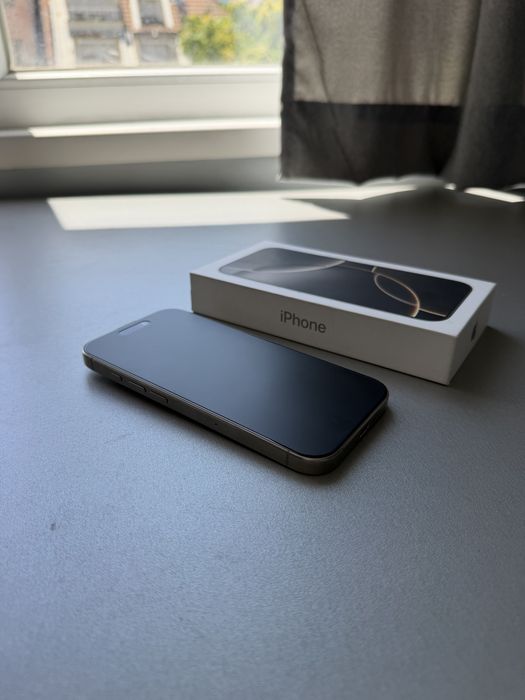 КАТО ЧИСТО НОВ Iphone 16 Pro Natural Titanium