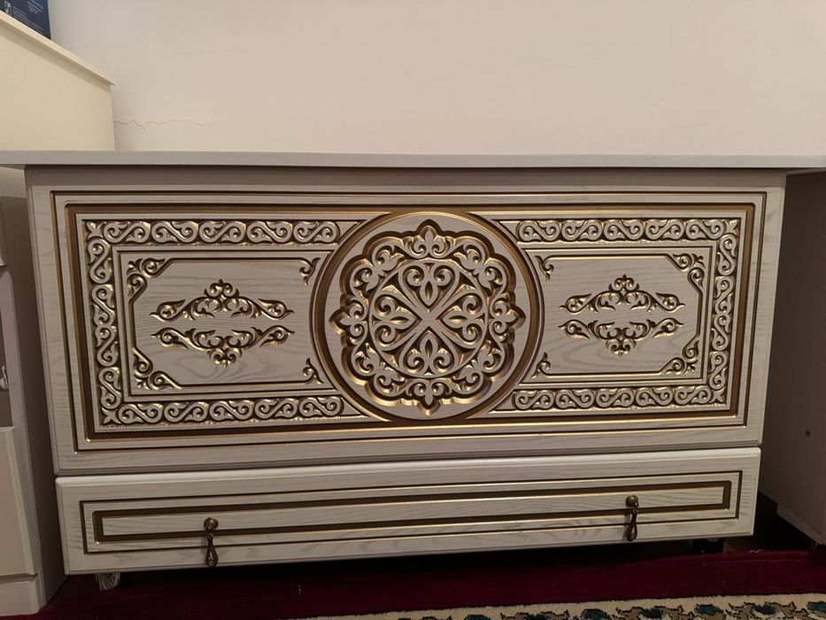 Мебельный гарнитур