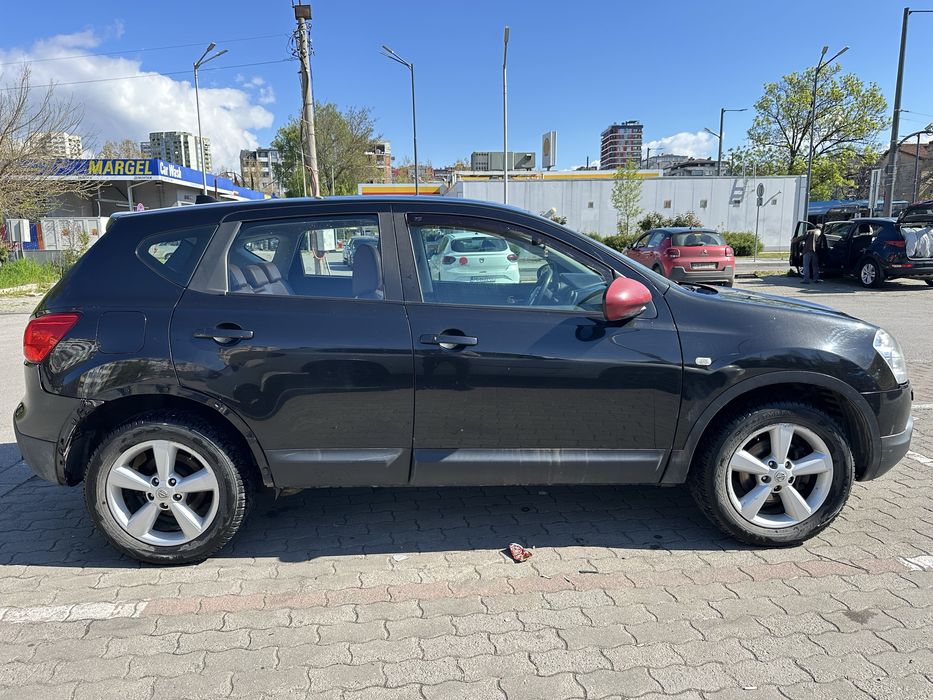Nissan Qashqai 2.0i 4x4 Газ Панорама