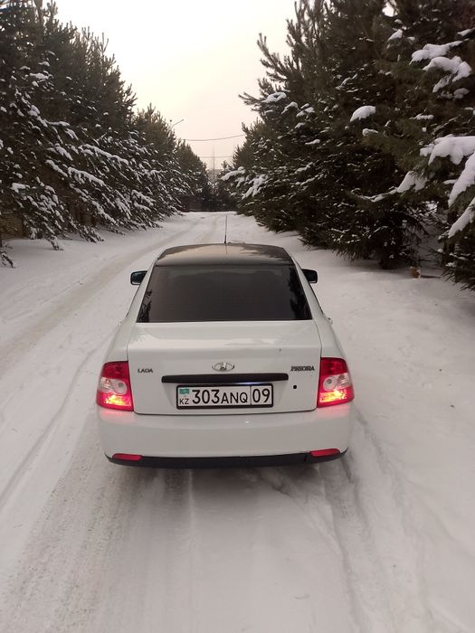 Продам Приору 1 2013 года