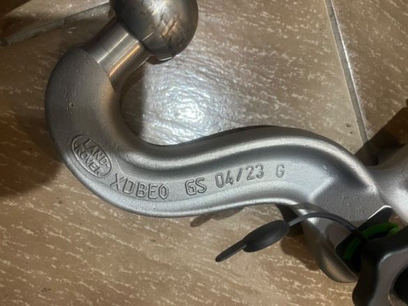 Теглич за Land Rover Defender