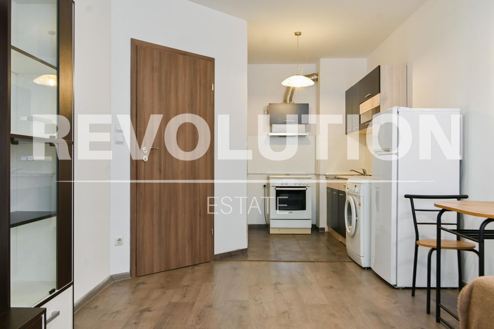 Дава се под наем Двустаен апартамент в София, Младост 4 - 60 кв.м за 550 € - Снимка #2