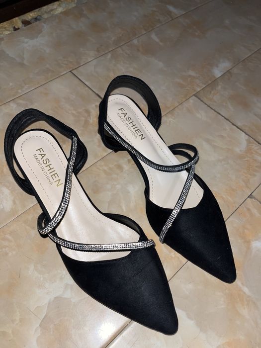 Продам туфли новые