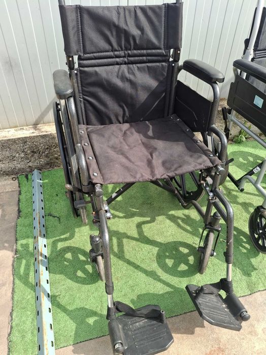 Инвалидни колички