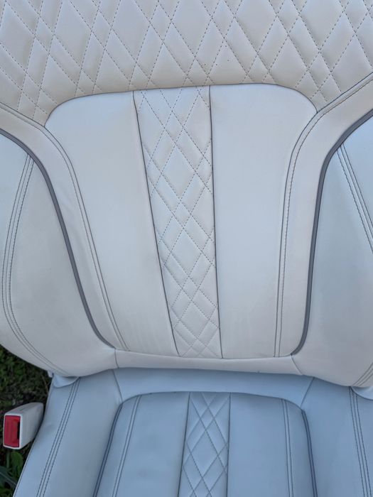 Комфортен салом бмв 7 г11 г12 с масаж телевизори (komforten salon bmw g11 g12 s masaj)