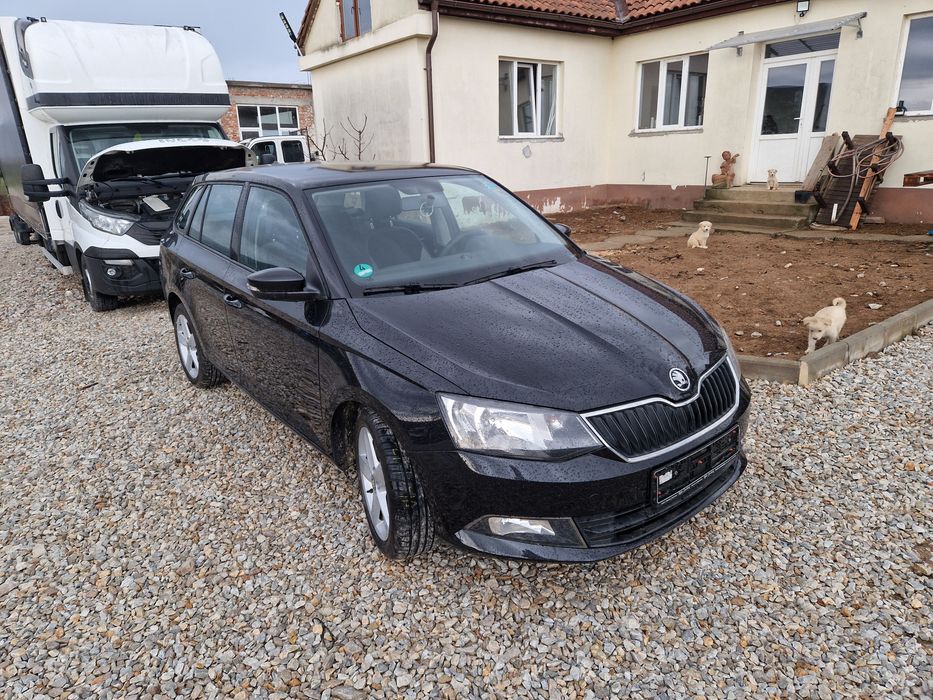 SKODA Fabia 2015 — imagine 2