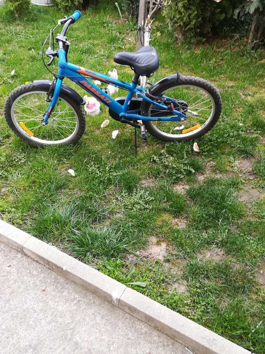 Продавам детскo колелo 20 цола