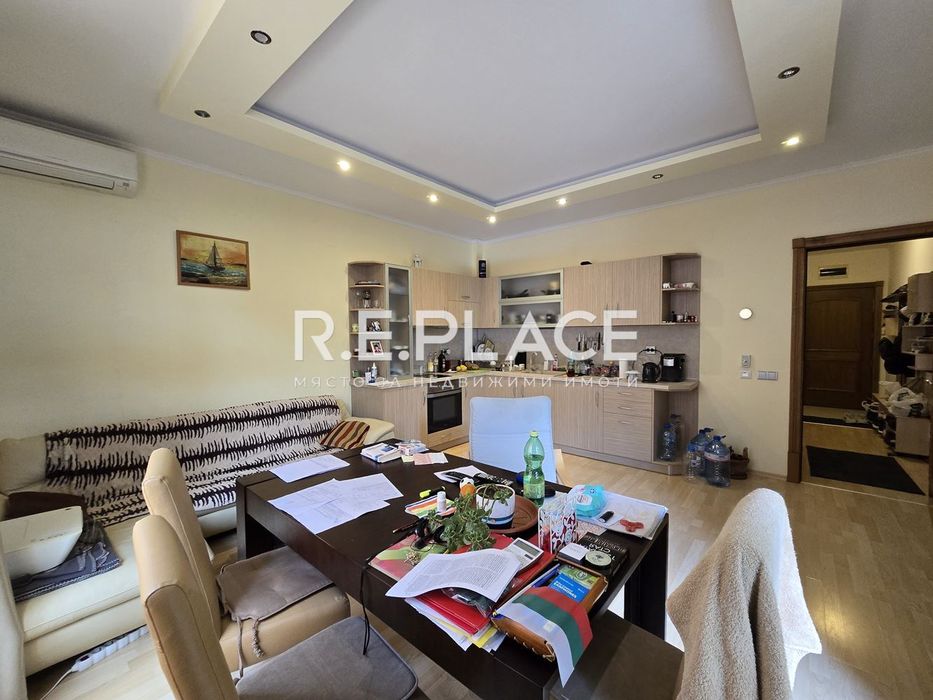 Дава се под наем Тристаен апартамент в Варна, Бриз - 115 кв.м за 1500 € - Снимка #4