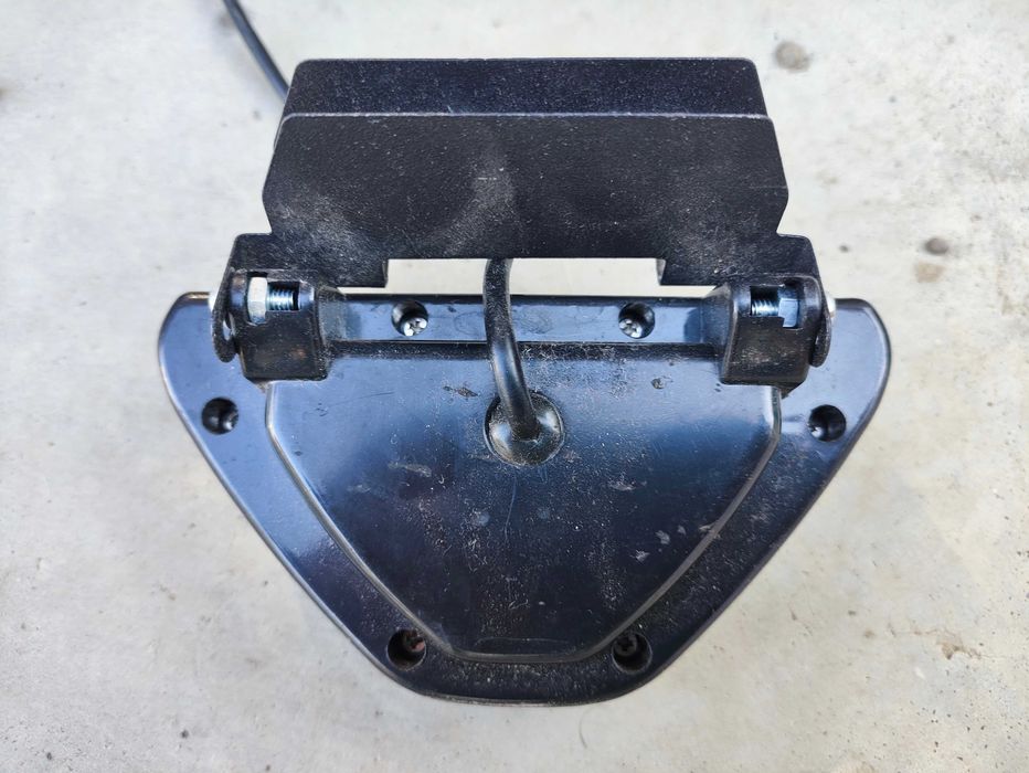 Lampa STOP universala     , motocicleta, scuter, remorca, etc 12V