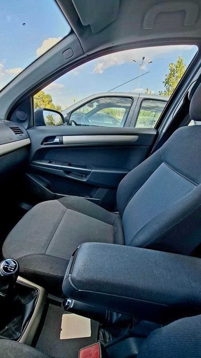 OPEL Astra 2008 — imagine 4