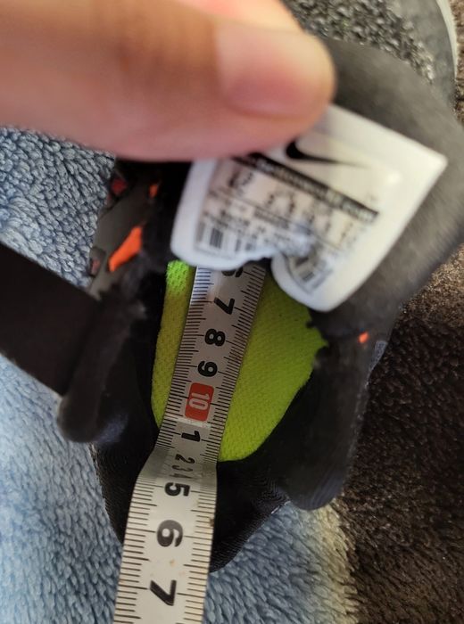 Adidasi Nike nr. 19,5