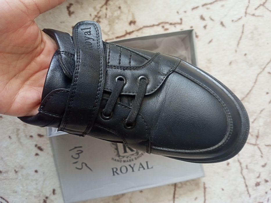 Отдам обувь бесплатно