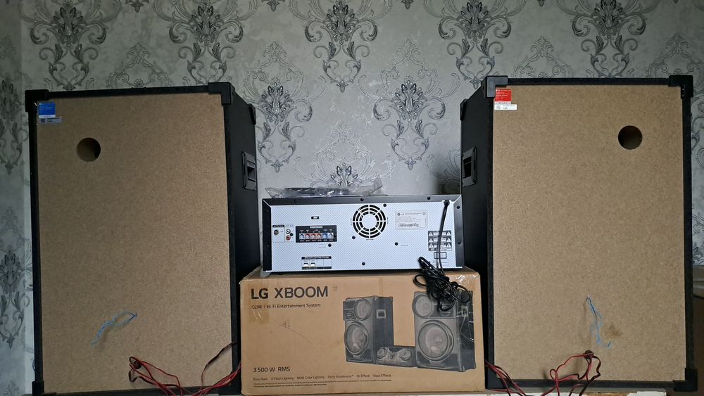 LG xboom cl98 3500 watt rms
