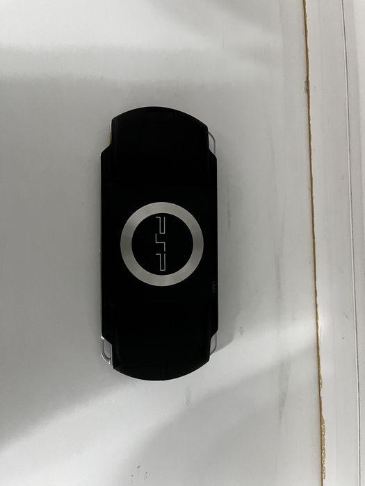 Продается PSP 1000