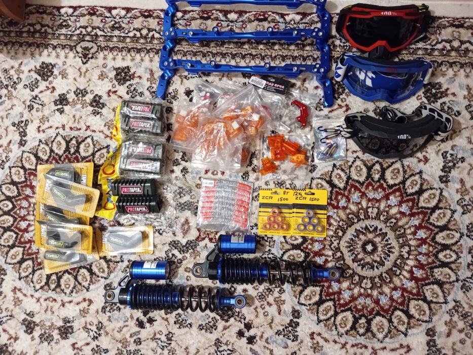 Продам  мото аксессуары так же есть б/у запчасти

Мото

Аксессуары 

П