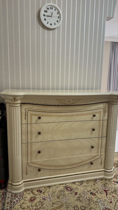 Мебельный гарнитур