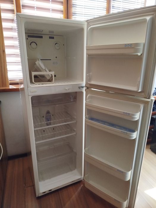 LG xaladelnik (muzlatgich)