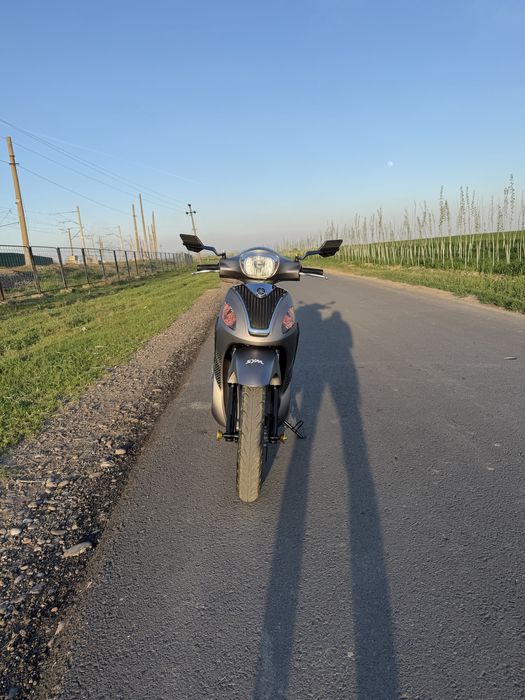 Продаю скутер Sym Symphony 50S новый 49.9 куб