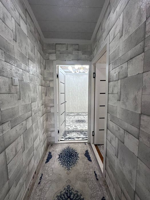 Гулбозор йонида 1хонли уй, ремонт утра. Факат нахтга.