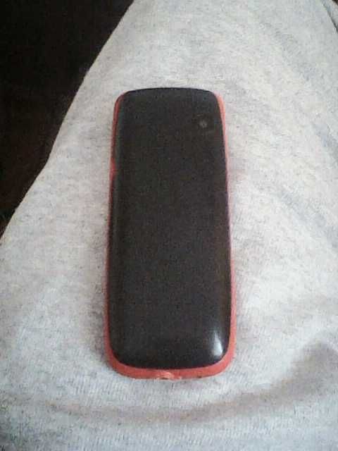 Telefon clasic cu butoane pentru piese  model mai nou