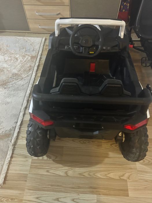 Buggy electric 4x4 pentru copii, 2 locuri, scaune piele, Bluetooth