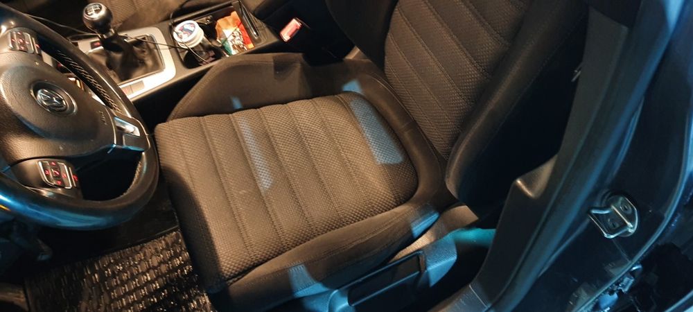 VW Passat  2010 2.0 TDI 140 CP