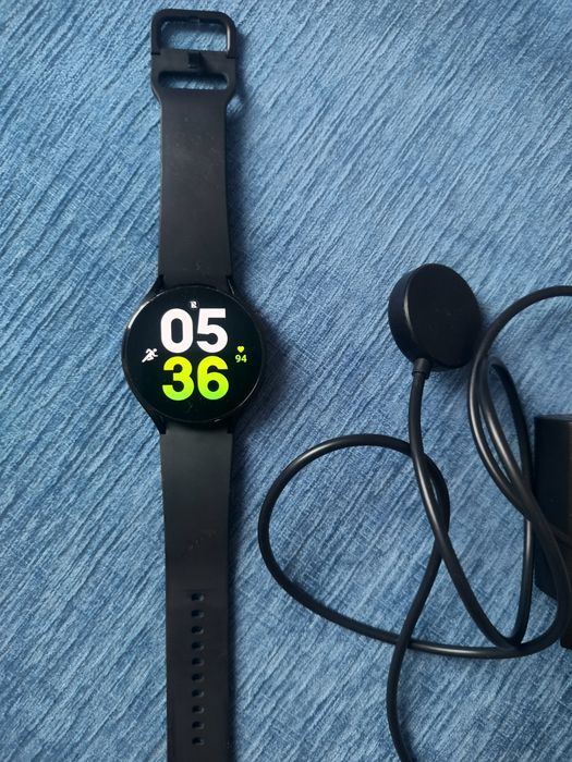 Samsung galaxy watch5 продам