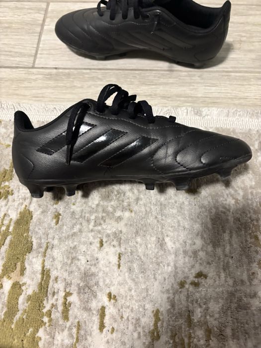 Papuci de fotbal crampoane adidas marime 38