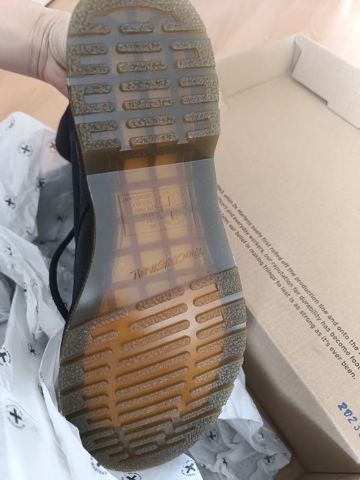 Нови Dr. Martens AirWair