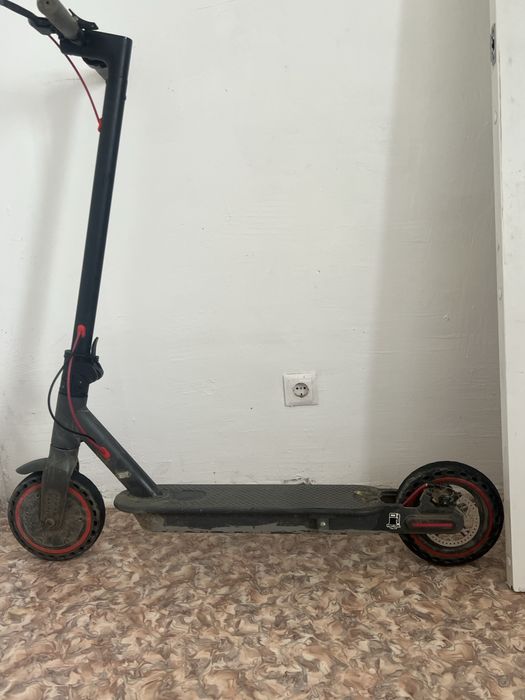 Продам электронный самокат