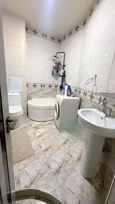 Namangan shaxar 4mikra rayonda kunli kvartira bor bezzaks quyamiz