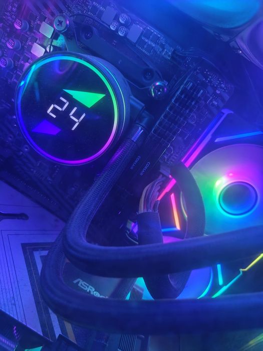 PC Gaming Ryzen 7 5700X3D 32GB Ram RX5700XT